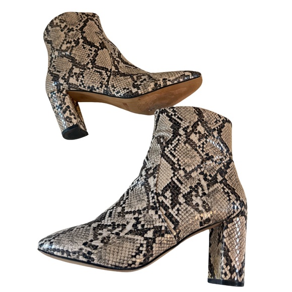 🔥 Matiko Snakeskin Ankle Boots Size 37 6.5 | Block Heel | Chic Fall Statement - Picture 5 of 15